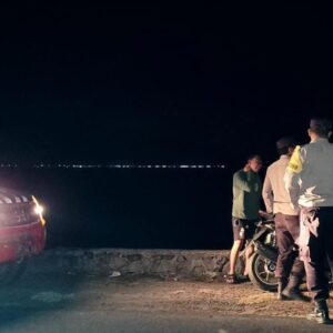 Patroli KRYD di Malam Minggu Polsek Soromandi Sisir Sejumlah Titik Yang Dianggap Rawan