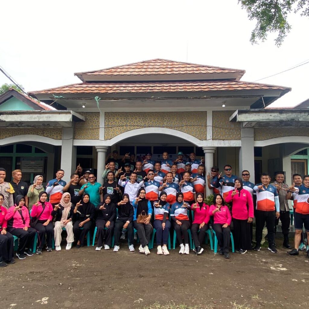 Goes Kamtibmas di Desa Akar-Akar, Kapolres Lombok Utara Perkuat Sinergi dan Kepedulian Sosial