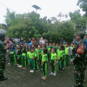 Edukasi Alam di Pos Ramil Lingsar Bersama TK NW