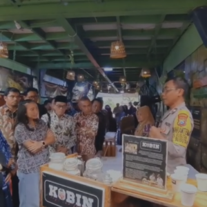 Kobin, Cara Bhabinkamtibmas Polri Lebih Dekat dengan Warga