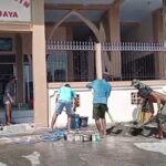 Sambut Bulan Suci, Mushola Al Amin Diperbaiki Bersama