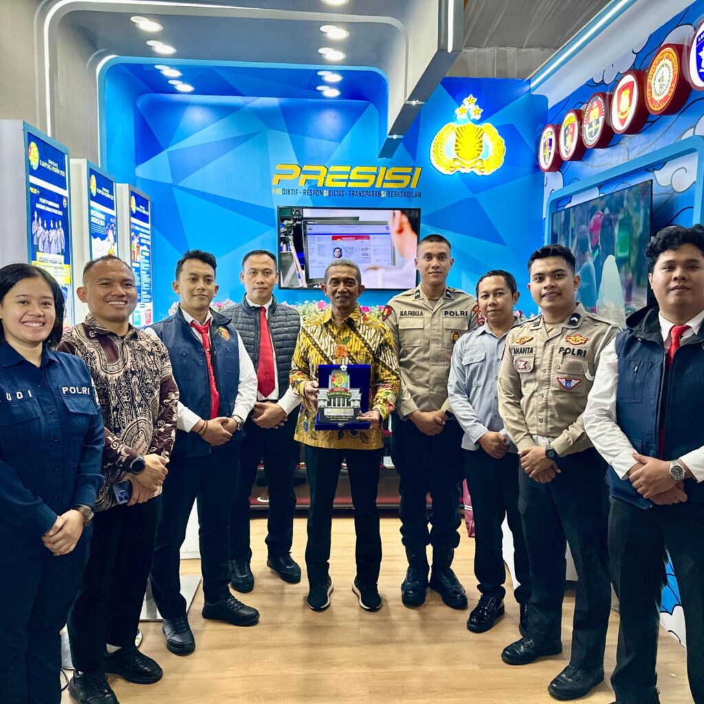 956 Pengunjung Padati Booth Polri, Raih Juara Terbaik 3 pada Pameran Kampung Hukum MA 2026
