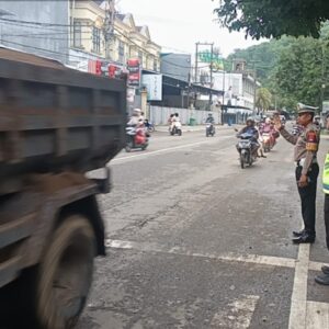Sat Lantas Polres Bima Kota Laksanakan Rawan Pagi, Antisipasi Kemacetan dan Laka Lantas