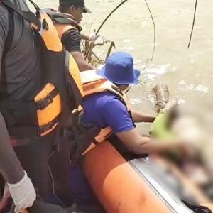 Polres Bima Kota Bersama Tim Gabungan Sukses Temukan Korban Terseret Banjir di Lambu