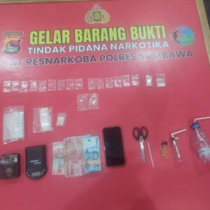 Sat Resnarkoba Polres Sumbawa Ringkus Bandar Sabu di Plampang, 17 Poket Barang Bukti Diamankan
