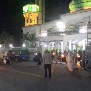 Prioritaskan Kenyamanan Masyarakat Dalam Beribadah di Bulan Suci Ramadhan Polsek Bolo Gelar Patroli Pengamanan