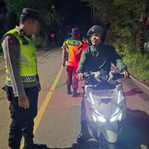 Polsek Taliwang Gencarkan KRYD, Pastikan Situasi Kota Tetap Aman dan Kondusif