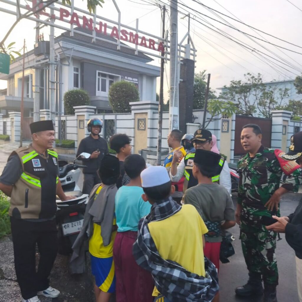 Kolaborasi Lurah dan Babinsa Cegah Gangguan Kamtibmas