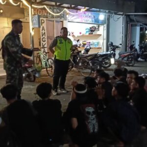 Babinsa dan Bhabinkamtibmas Rangkul Pemuda Jempong Baru