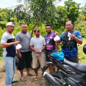 Satpolairud Polres Bima Kabupaten Ringkus Terduga Pelaku Destructive Fishing dan 10 Detonator Ikut Diamankan