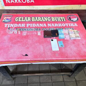 Transaksi Shabu Digagalkan, Dua Orang Diamankan Sat Resnarkoba Polres Bima Kota