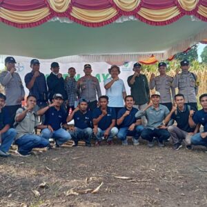 Kapolsek Donggo Hadiri Panen Raya Jagung Bersama PT Bayer Indonesia di Desa Palama