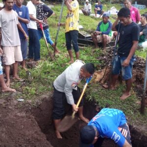 Bhabinkamtibmas Polres Bima Kota Sambang Duka di Kelurahan Rite, Wujud Kepedulian Polri kepada Warga