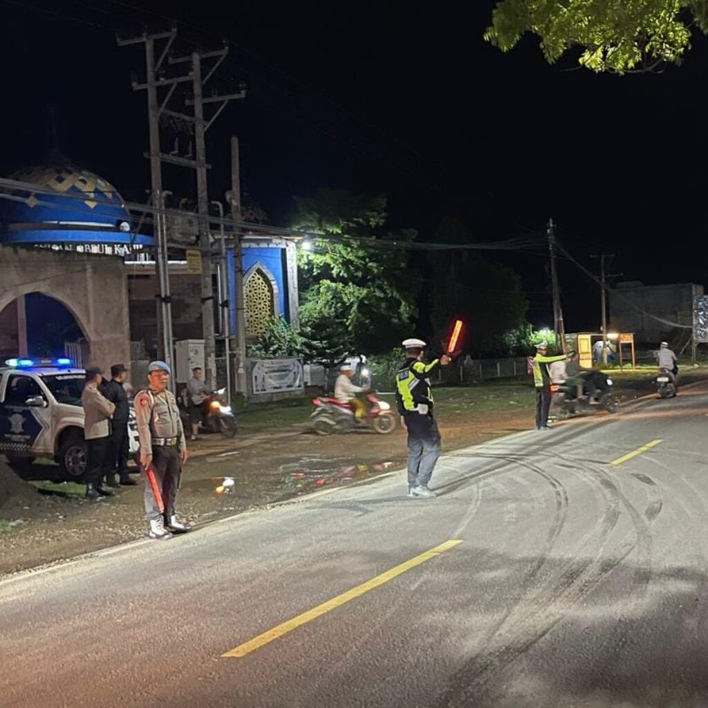 Memastikan Ibadah Sholat Tarawih Nyaman dan Cegah Potensi Gangguan Kamtibmas, Polres Bima Kabupaten Optimalisasi PAM Sholat Tarawih