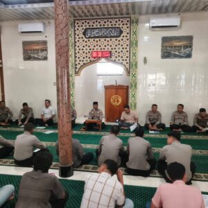 Binrohtal Polres Sumbawa Barat: Memaknai Waktu Melalui Pesan Surah Al-Ashar