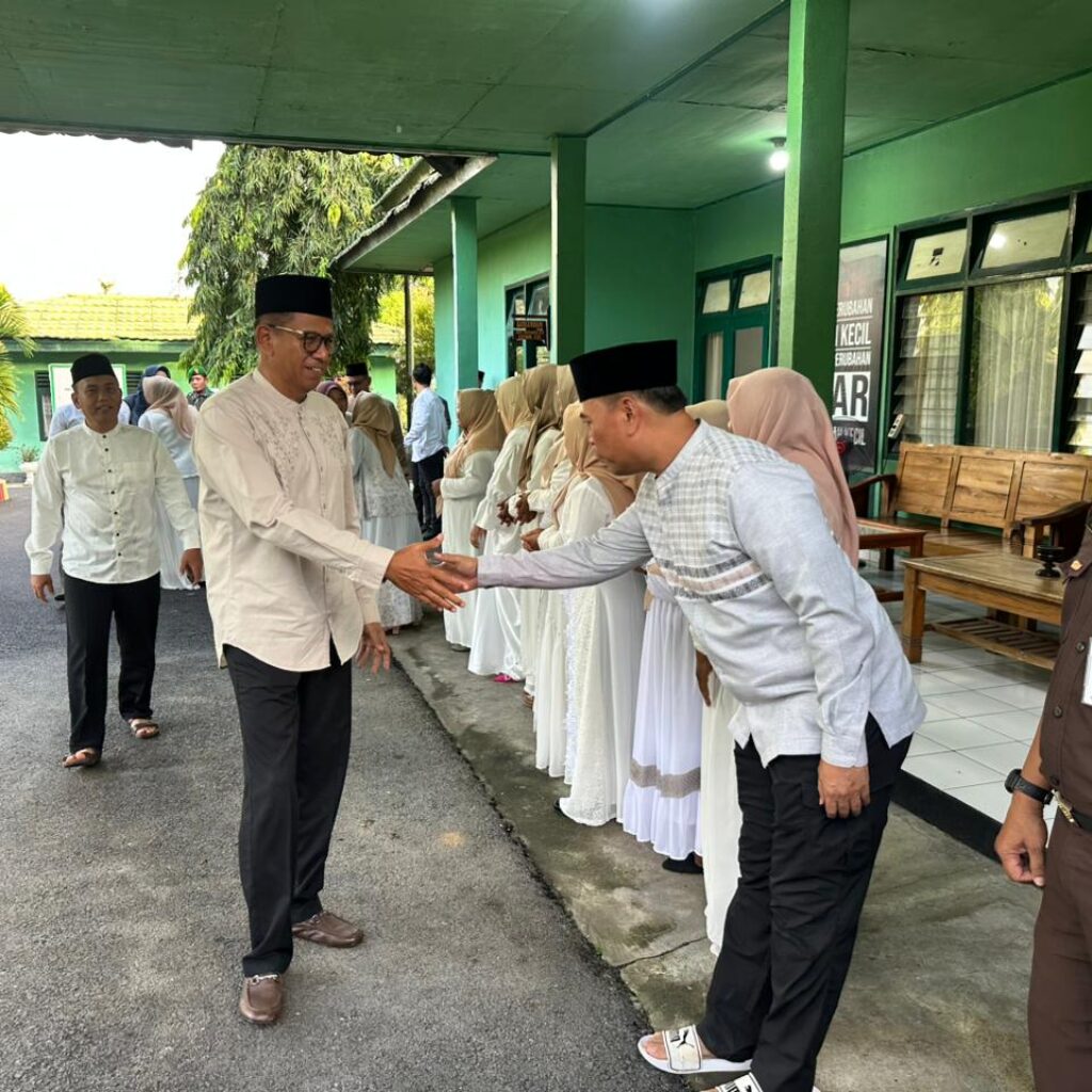 Safari Ramadan Danrem 162/Wira Bhakti di Kodim 1614 Dompu Perkuat Sinergi TNI-Polri dan Pemerintah Daerah