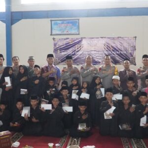 Buka Puasa Bersama Personel Ditpolairud Polda NTB dan Anak-anak Panti Asuhan