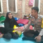 Berbagi Kebahagiaan di Bulan Suci Ramadhan, Bhabinkamtibmas Polsek Belo Salurkan Sembako Bagi Lansia