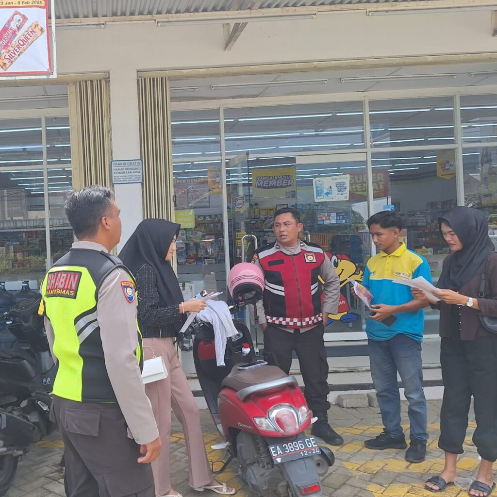 **Polsek Seteluk Sosialisasikan Pencegahan PMI Ilegal kepada Warga Seteluk Rea**