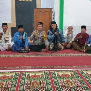 Pererat Silaturahmi, Bhabinkamtibmas Polsek Woha Hadiri Acara Buka Puasa Bersama Warga Binaan