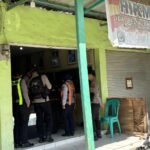 Patroli Dialogis Anggota Pos Pam Ketupat, Ajak Warga Maluk Jaga Kamtibmas