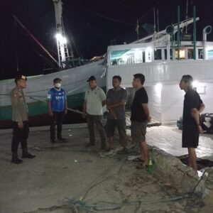Patroli Rutin Polsek Kawasan Pelabuhan Laut Bima, Ciptakan Rasa Aman dan Nyaman bagi Masyarakat
