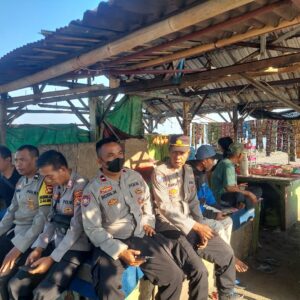 Ratusan Personel Polda NTB Diterjunkan Amankan Tradisi Lebaran Topat di Mataram