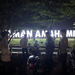 Piket Fungsi Polres Bima Kota Gelar Patroli Blue Light, Antisipasi Gangguan Kamtibmas di Sejumlah Titik Rawan