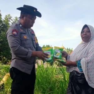 Sinergi Polsek Labuapi dan Petani Wujudkan Swasembada