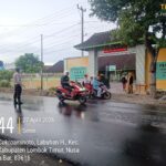 Kapolsek Labuhan Haji Pimpin Kegiatan Rawan Pagi di Depan SDN 1 Labuhan Haji