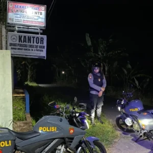 Jaga Keamanan Pemukiman, Patroli Perintis Presisi Polres Lombok Barat Sisir Wilayah Lembar