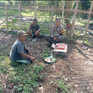 BHABINKAMTIBMAS Desa Kotaraja Laksanakan Silaturahmi dengan Masyarakat di Lingkuk Marang