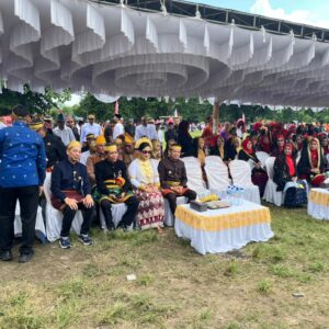 Semarak Pawai Budaya HUT ke-211 Kabupaten Dompu, Ribuan Peserta Meriahkan Perayaan