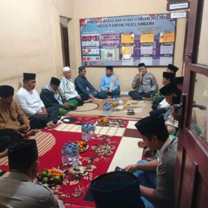 Wujud Empati Musibah Kebakaran di Alas, Polsek Plampang Gelar Dzikir dan Doa Bersama