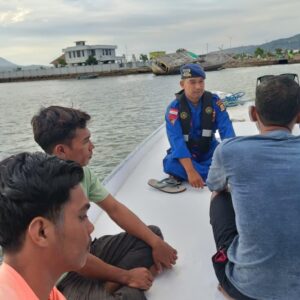 Jaga Kondusifitas di Perairan Teluk Bima, Satpolairud Polres Bima Kabupaten Masifkan Patroli Rutin