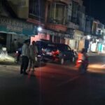 Personel Polsek Bolo Gelar Pengamanan Jalur Kembalinya Group Band Dewa 19 Usai Konser di Kabupaten Dompu