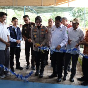 Kapolres Sumbawa Resmikan SPPG Yayasan Kemala Bhayangkari untuk Program Makan Bergizi Gratis