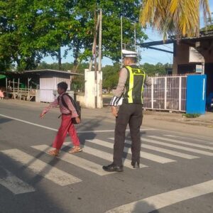 Antisipasi Kecelakaan Lalulintas Satlantas Polres Bima Kabupaten Intensifikan Strong Point Pagi di Titik Rawan