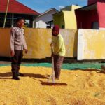 Polsek Dompu Dukung Ketahanan Pangan Melalui Kegiatan Sambang Bhabinkamtibmas di Desa Manggenae