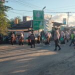 Meriahkan Hultah Ke-30 Ponpes NW Padasuka, Polsek Lunyuk Kawal Pawai Alegoris Ribuan Santri