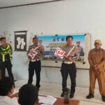 Police Go to School, Satlantas Polres Bima Kabupaten Perkenalkan Cara Berlalulintas Yang Aman di SMP Negeri 1 Palibelo.