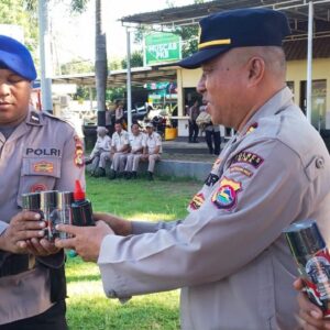 Tingkatkan Keterampilan dan Kesiapsiagaan Personel, Bag Logistik Polres Bima Kabupaten Gelar Latihan Bongkar Pasang Senjata