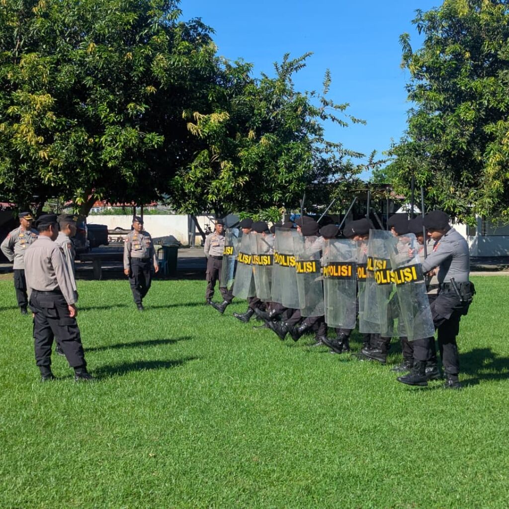 Polres Sumbawa Barat Gelar Latihan Dalmas, Tingkatkan Kesiapsiagaan Personel