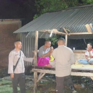 “Patroli Cipkon” Upaya Preventif Polsek Soromandi Jaga Stabilitas Kamtibmas di Wilayah Hukumnya