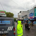 Satlantas Polres Bima Kota Gelar Penling Kamseltibcarlantas di Tengah Hujan, Imbau Pengendara Utamakan Keselamatan