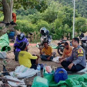 Aktif Sambang Warga dan Pantau Pertanian, Perkuat Kamtibmas dan Ketahanan Pangan