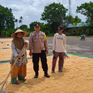 Sinergi Polisi dan Petani, Ketahanan Pangan Diperkuat di Dompu