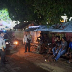 Memastikan Keamanan dan Kenyamanan Masyarakat, Polsubsektor Palibelo Gelar Patroli Cipkon Hingga dini Hari