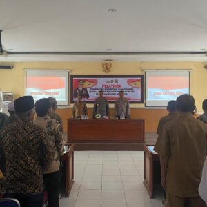 Sat Binmas Polres Bima Kota Tingkatkan Kemampuan Kasatkamling, Perkuat Keamanan Lingkungan