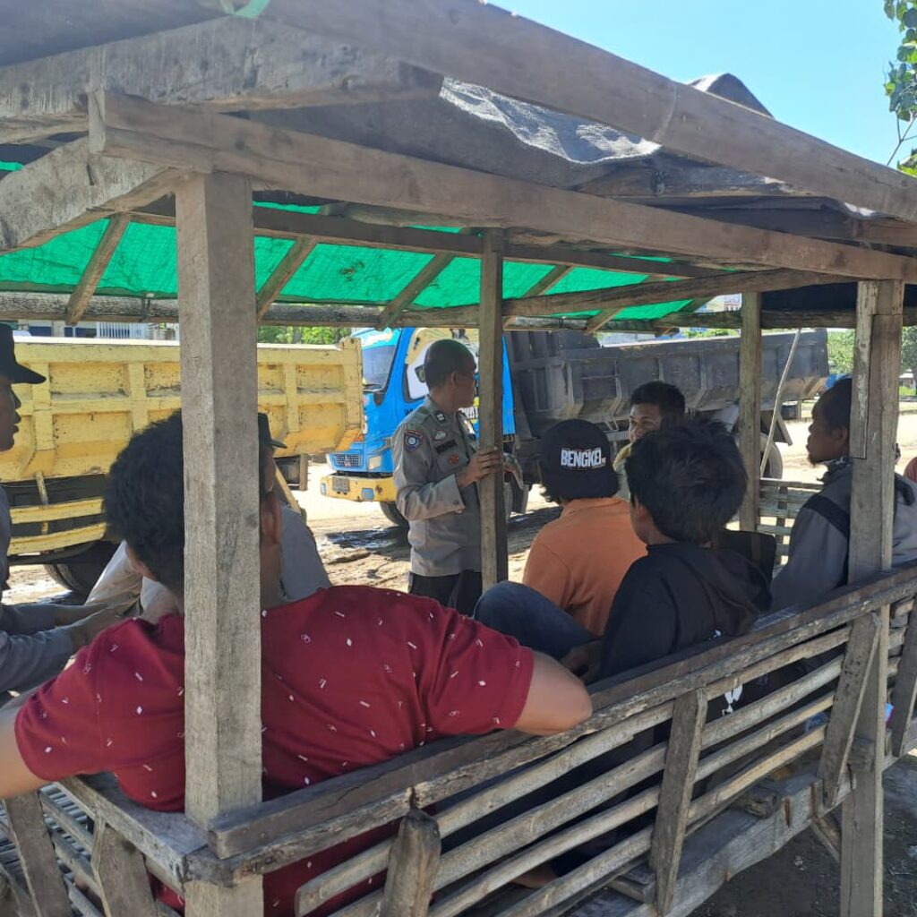 Sat Binmas Polres Bima Kota Gencarkan Cooling System, Tangkal Hoaks dan Premanisme di Kelurahan Dara